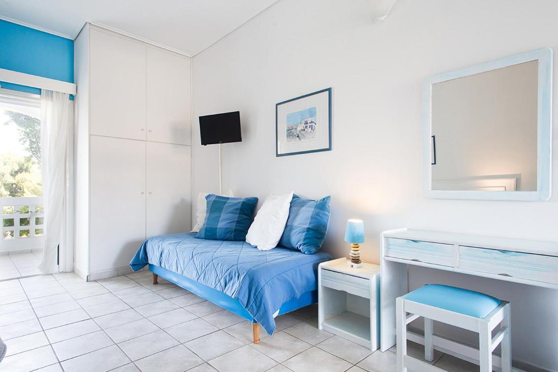 Daphne'S Club Hotel Apartments Xylókastro Eksteriør bilde